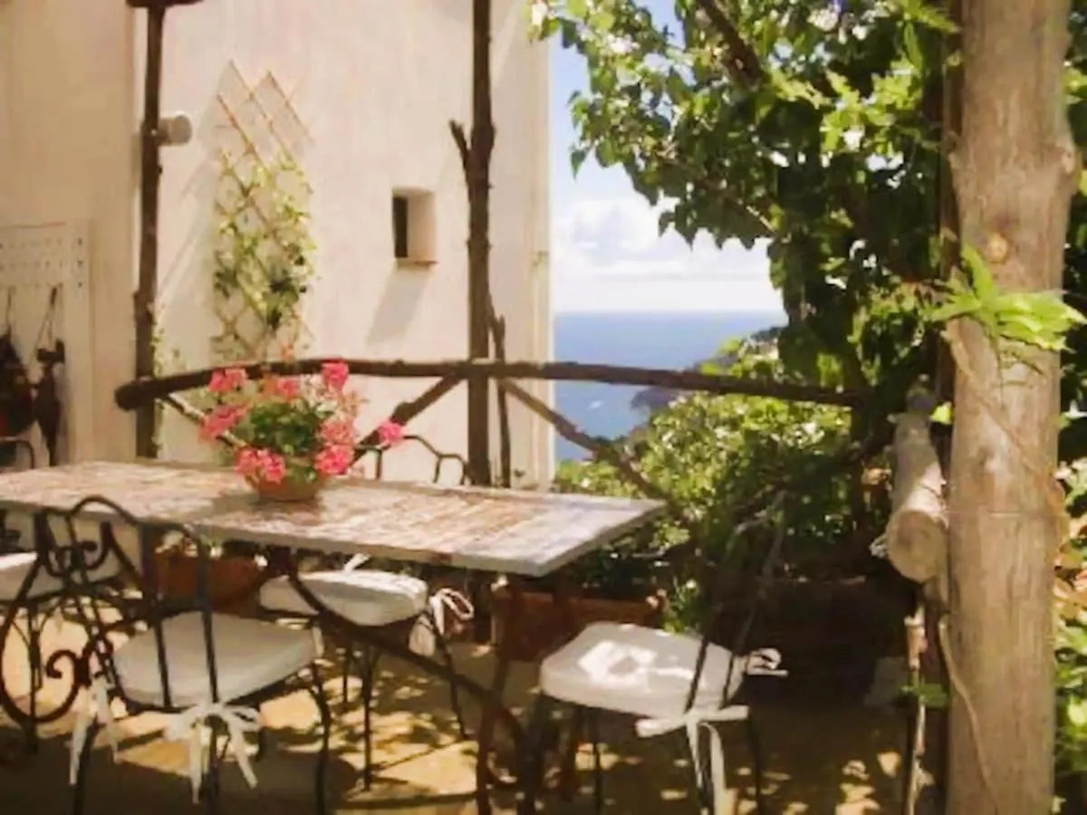 Дом отдыха Вилла Casa Sopramare Amalfi Casa Panoramica Con Giardino